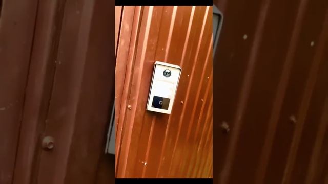 Установка видеодомофона в частном доме #видеодомофон #shortvideo #частныйдом