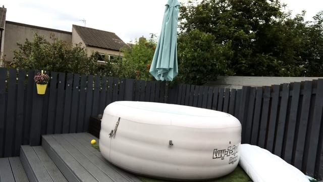 Chillin in hot tub