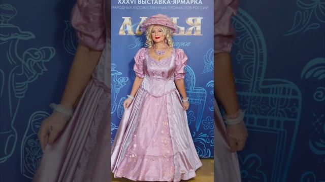 Зимняя выставка «Ладья», показ коллекций