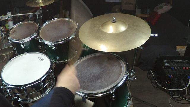 Тест Zildjian Z Custom Mega Bell Ride 21" с барабанами