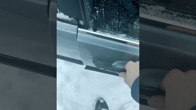 Открытие двери Ауди 100 с3