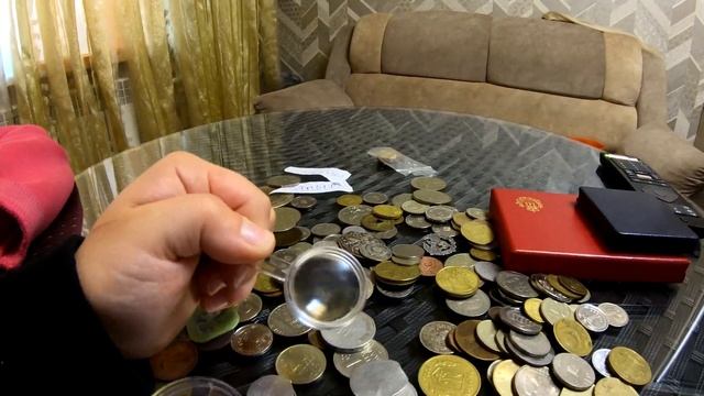 Коллекция монет и бренды