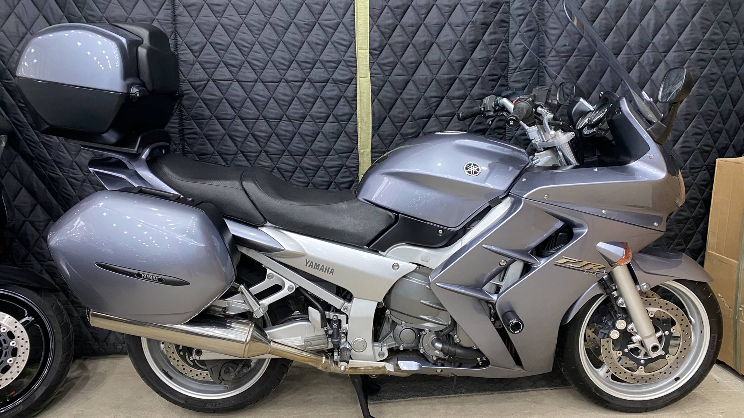 Осмотр Yamaha FJR 1300A (2003)