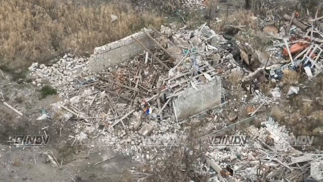Макарова освобождена. Флаг России над одним из домов в поселке (видео от 11.11.2024) 🇷🇺💪