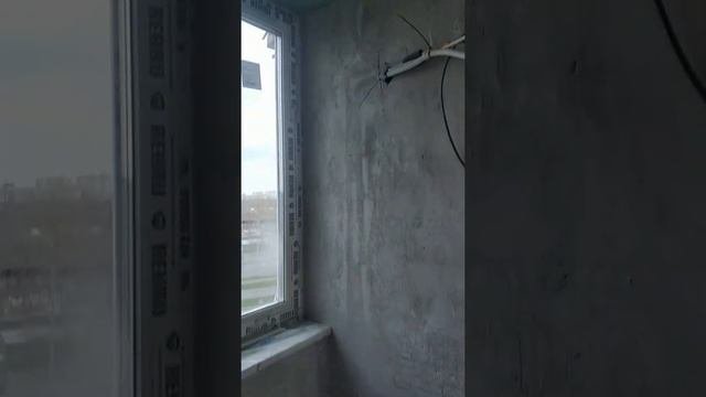 Штульповая дверь и выход на балкон. Отделка балкона со шкафом.