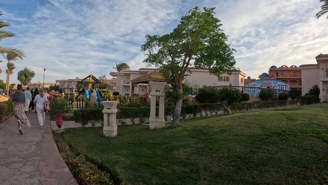 Черновик по отелю Parrotel