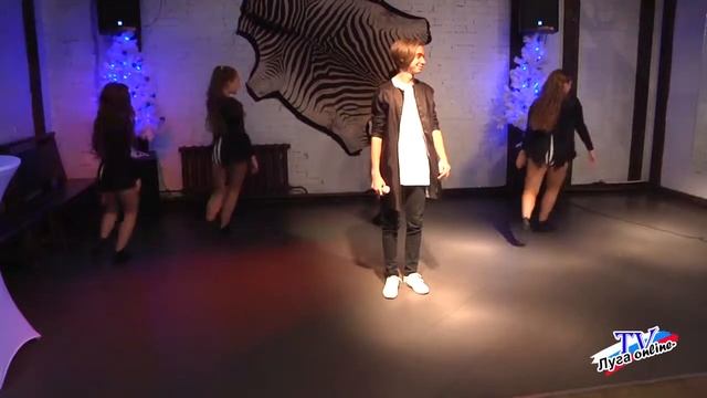 НОВОГОДНИЙ БАЛ ДЛЯ ВОЛОНТЕРОВ ЛУЖСКОГО РАЙОНА 17 12 2018г