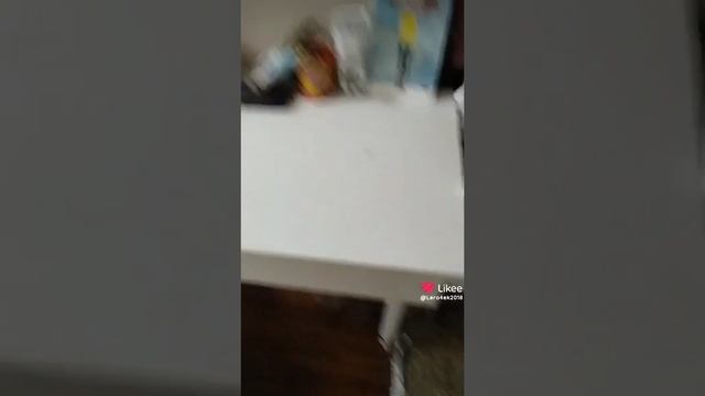 Убираемся на столе 🌷