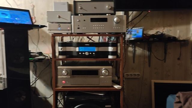 Vienna acoustics mozart grand + Revox E450.mp4