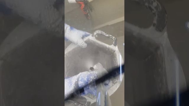 Очистка заготовок деталей от ржавчины и окалины в аквабласте WasserJet #пескоструй # #wetblasting