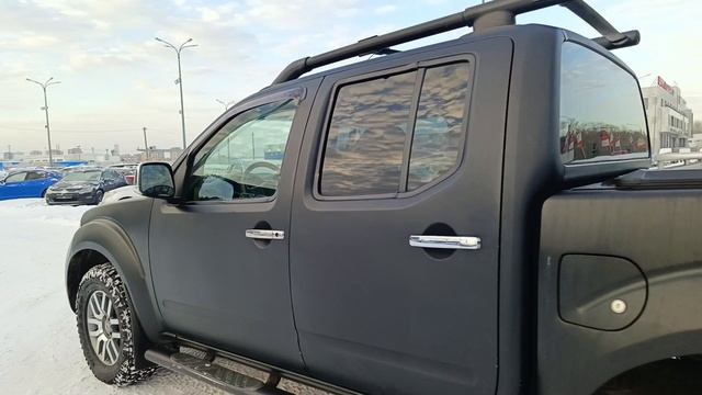 Nissan Navara (Frontier) 2,5 л. Дизель АКПП  (190 л.с.) 4WD 2010