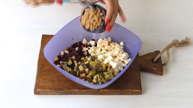 🥗 Салат «Виолетта» со свеклой и плавленным сыром.