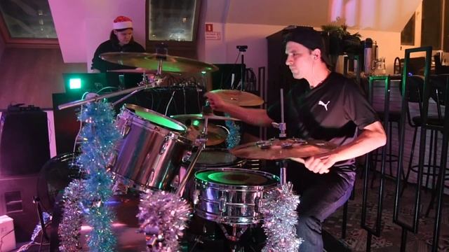 Нейромонах Феофан - Изба ходит ходуном (drumcam) #drumcam