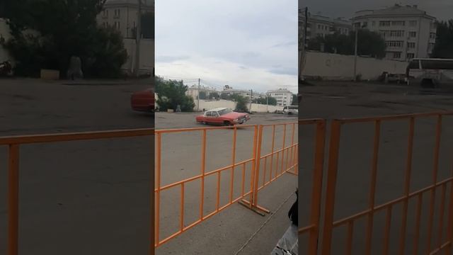 прыгающая машина "Шоу каскадеров" #шоукаскадеров #automobile #челябинск