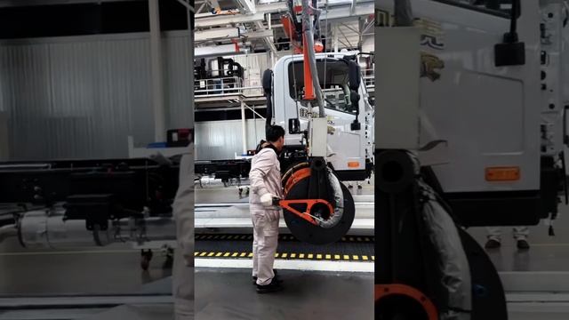 Видео с завода XCMG в Китае