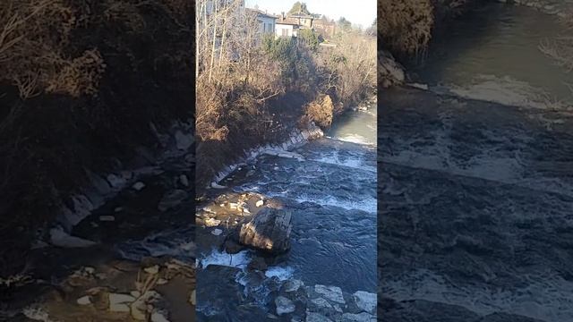 Красоты итальянской провинции. Река Арда в городе-замке