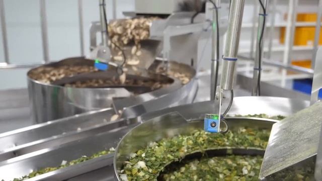 How this Noodle Factory Produce Millions of Instant Noodles Everyday