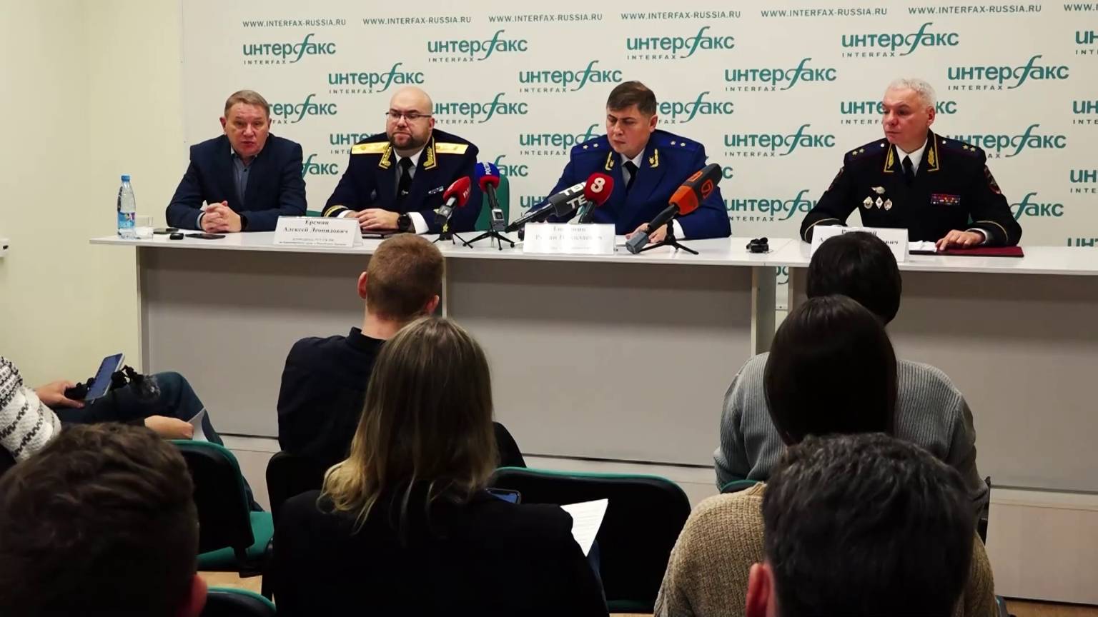 Программа "Главные новости" на 8 канале от 24.12.2024 Часть 1