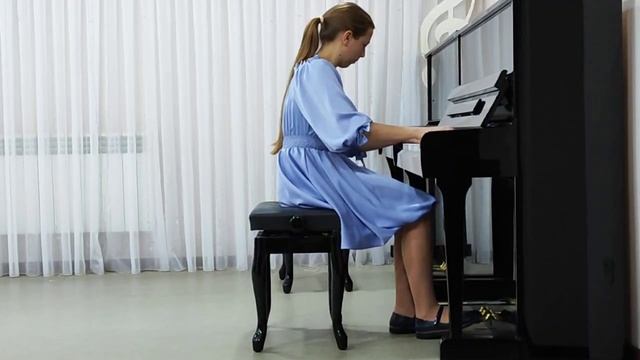 Ю.Весняк "Ноктюрн" до минор - исполняет Гутова Елизавета