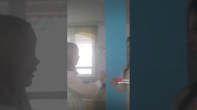 Like_7451891619805223763.mp4