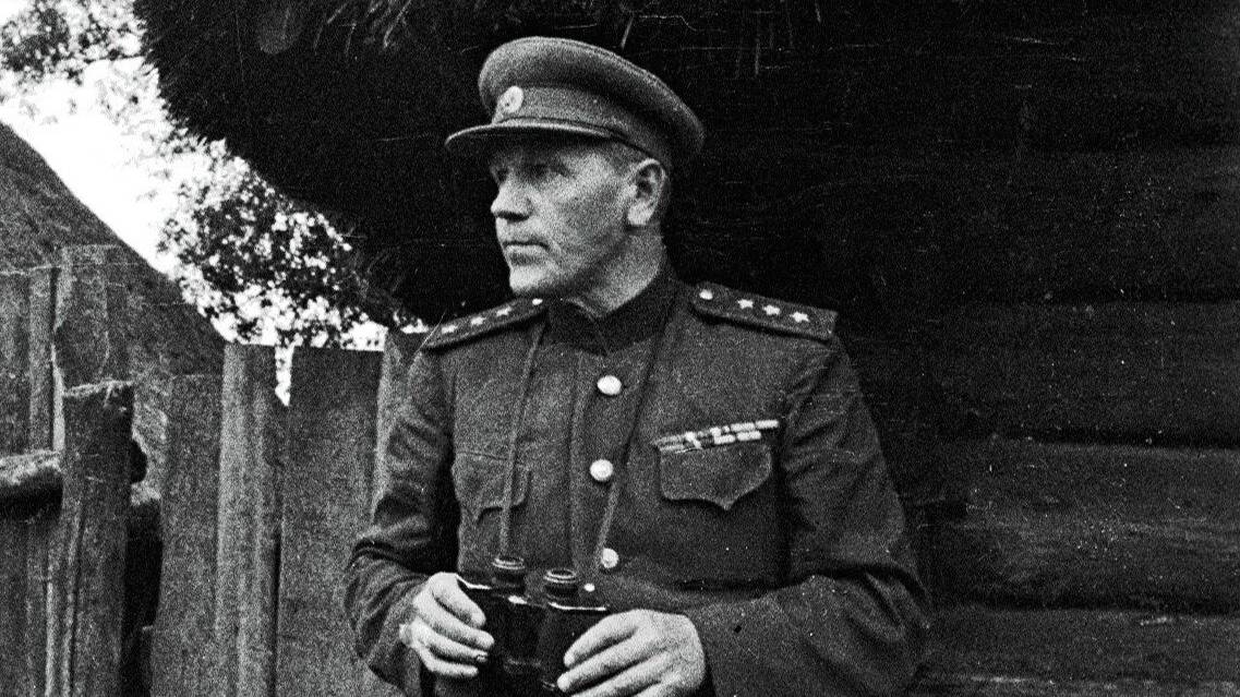 Сталин сказал: "Горбатого могила исправит". Самый упрямый и народный генерал ВОВ