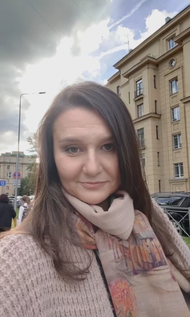 Из монастыря - в мир. Ее выбор вас ПОТРЯСЕТ.