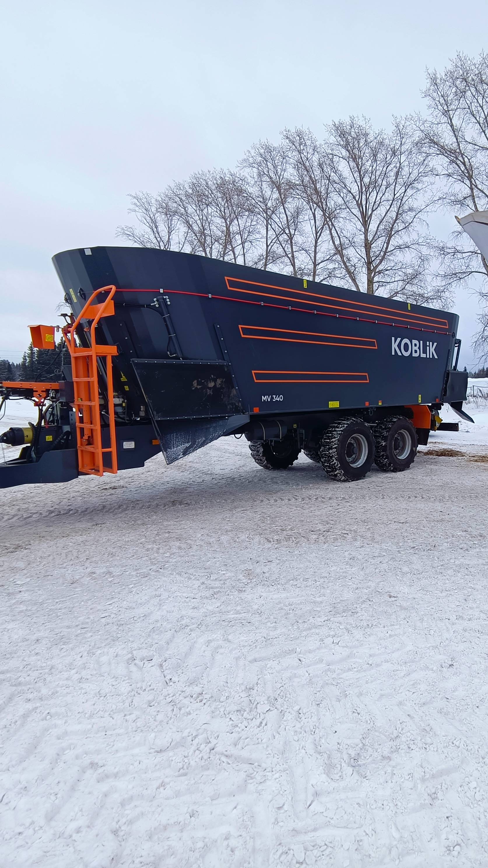 Запуск самого большого cмесителя-раздатчика кормов KOBLiK MV 340 в Пермском крае от "Агролюкс"