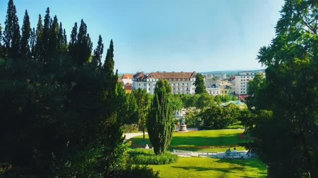 ПАРК РОЗ В БАДЕНЕ