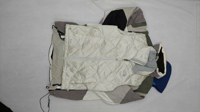 34826 North face куртки винтаж, 2пак, giubbini north face 1/2, секонд (extra) оптом