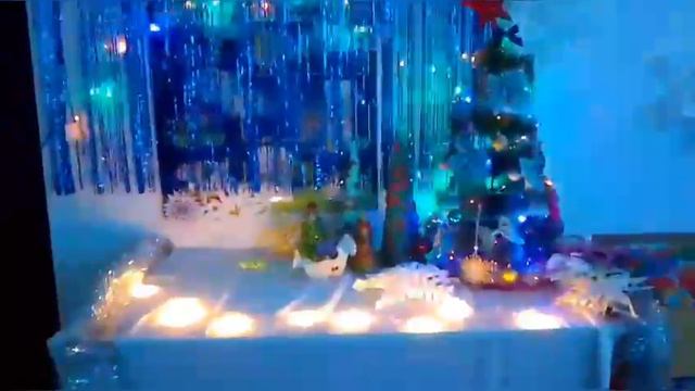 К нам приходит Новый год и подарки нам несет