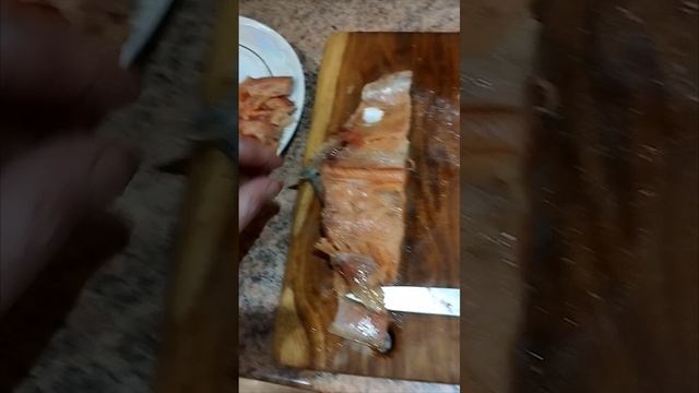 Один на кухне.Горбуша к празднику.25.12.24 г.Минск