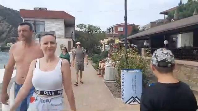 Обстановка на пляже в Новом Свете 27.07.2024. Крым