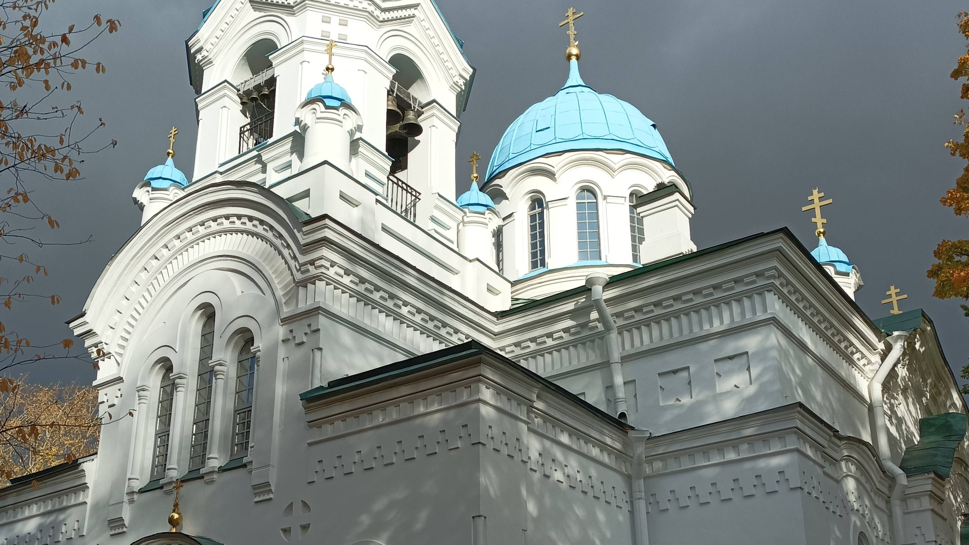 Спаса-Парголовская церковь и Церковь Александра Невскогоw