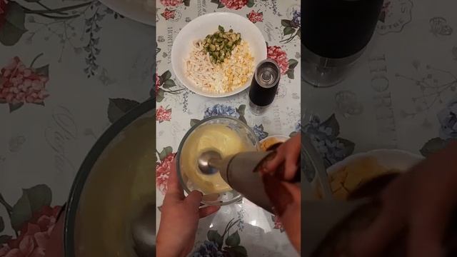 МАЙОНЕЗ БЕЗ ЯИЦ? ДА! ПРИГОТОВИМ БЕЗ ТРУДА... И ЕЩЕ ВКУСНЫЙ САЛАТИК К НОВОГОДНЕМУ СТОЛУ!