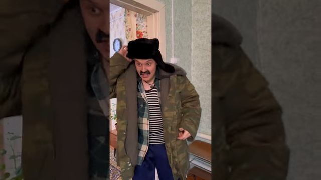 ТВОЙ СОСЕД ЗАНИМАЕТ ДЕНЬГИ😂