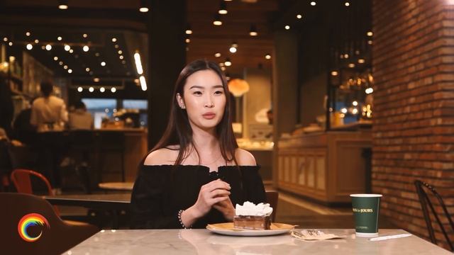 ''Өдөр бүр өөр'' тусгай дугаар "ААВТАЙ ХҮН БҮРЭЭС АСУУХ 10 АСУУЛТ"