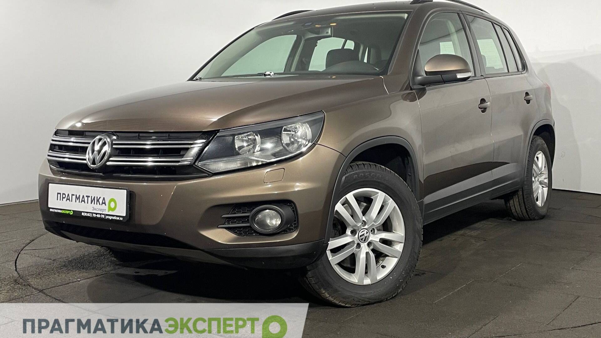 Volkswagen Tiguan '2015 I Рестайлинг 
XW8ZZZ5NZFG115712