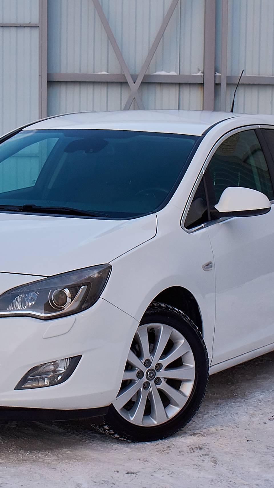 Обзор на Opel Astra Хетчбэк 5-дв. 1.6 MT 2011г