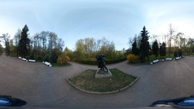 🇷🇺 Санкт-Петербург | Памятник «Братству по оружию»