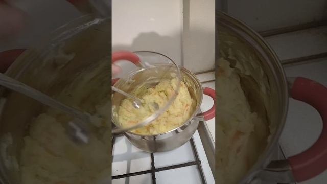 На обед пюрешка минтай