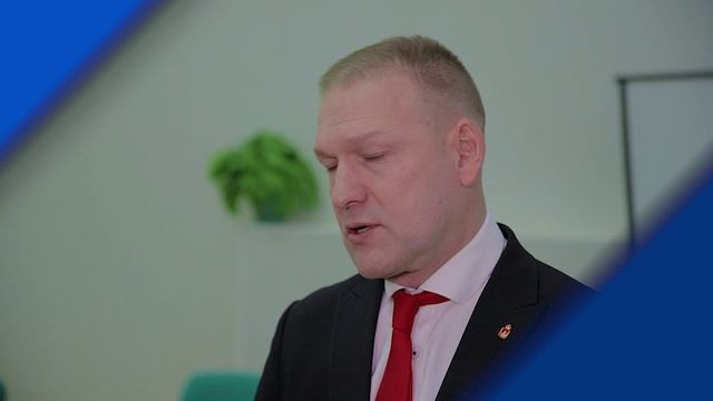 3 молодых специалиста – врача, получили сертификаты на единовременную денежную выплату_СоликамскТВ