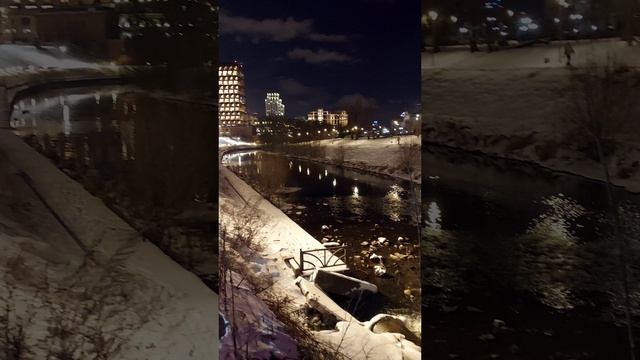 Здание РМК,  известное в народе как "ананас". Екатеринбург