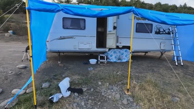 Жизнь в караване у моря  2 ч.