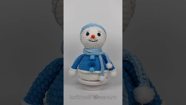 Плюшевый снеговик мальчик