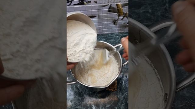 какой праздник без торта 🎂 #медовик#медовыекоржи#готовимдома#рецепты#новыйгод