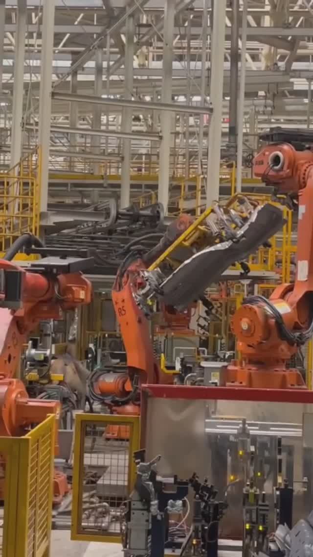 Процесс производства на заводе FAW в Циндао