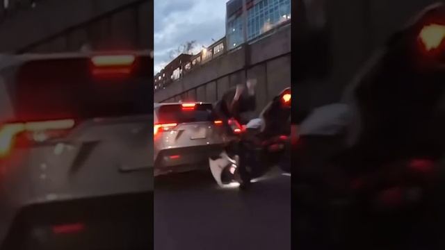 Подпишись пожалуйста
