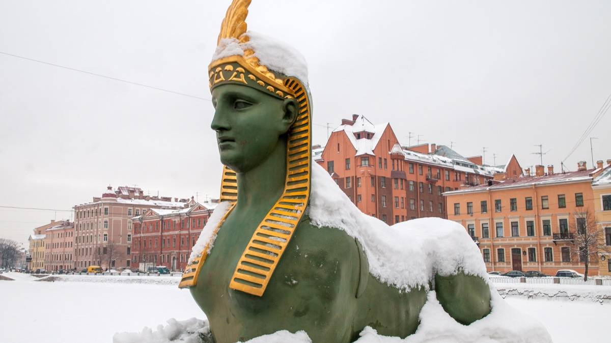 "В ПИТЕРЕ - ДЕКАБРЬ"... (Фото Александра АЛЕКСЕЕВА (СПб), музыка Сергея ЧЕКАЛИНА)