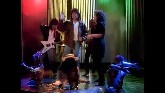 Starship - Nothing's Gonna Stop Us Now (Official Music Video)