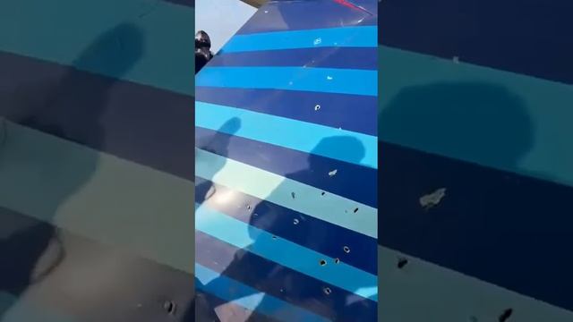 На обломках разбившегося в Актау пассажирского лайнера обнаружены следы похожие на воздействие к...